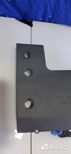 Подушка безопасности в колени Kia Sportage 1 2.0