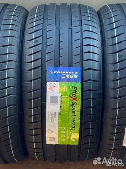 Triangle EffeXSport TH202 225/50 R17 99Y