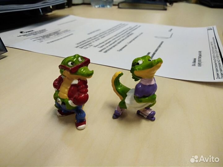 Игрушки киндер сюрприз