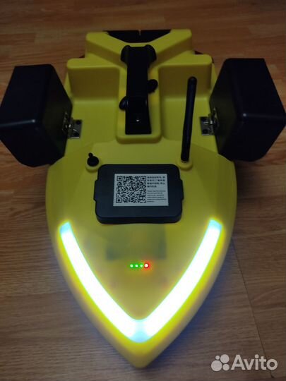 Кораблик для рыбалки с GPS на 40 точек