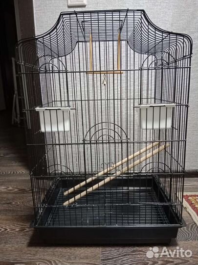 Большая клетка для птиц