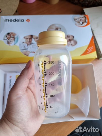 Ручной молокоотсос Medela Медела