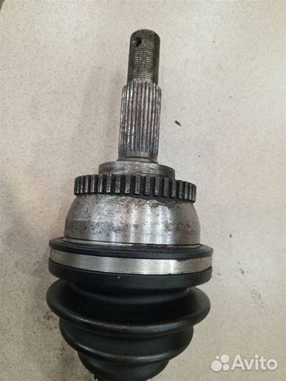 Полуось передняя левая Nissan Maxima A32 1994-2000