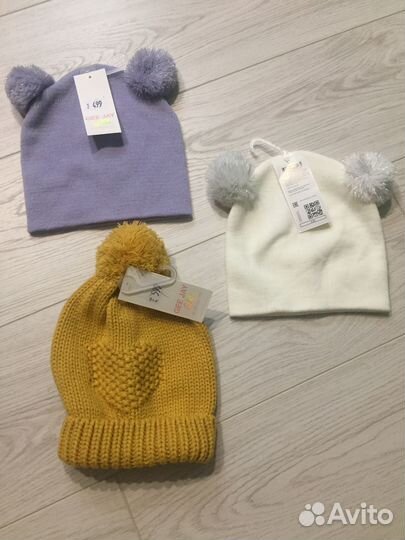 Шапки на девочку новые