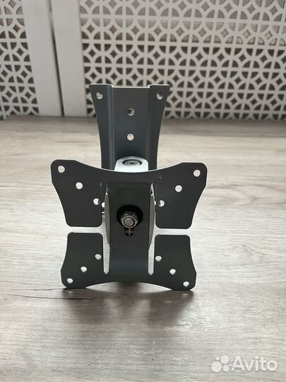 Кронштейн для телевизора поворотный до 25 кг