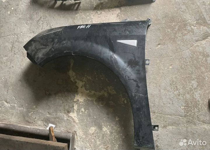 Крыло левое на Renault Scenic 2/scenic 2