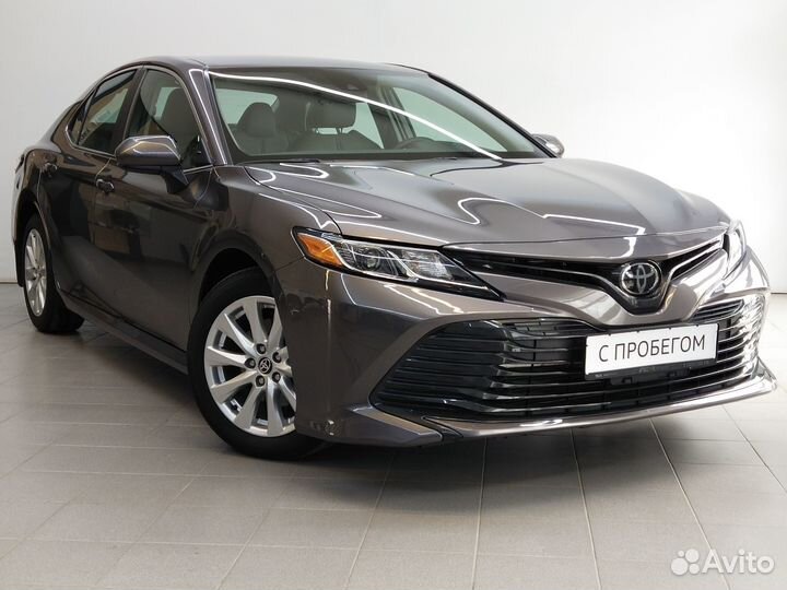 Toyota Camry, 2020