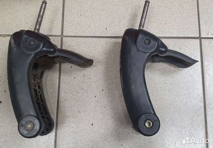 Вилка переднего колеса коляски Adamex