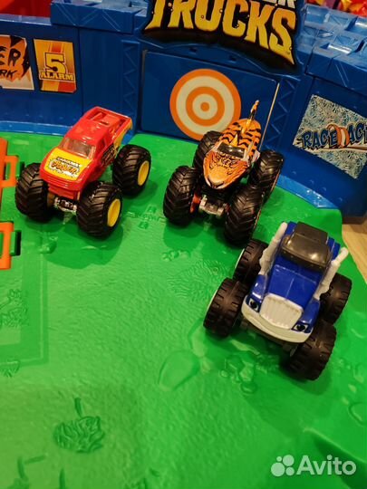 Hot wheels Монстр-трак Вулкан