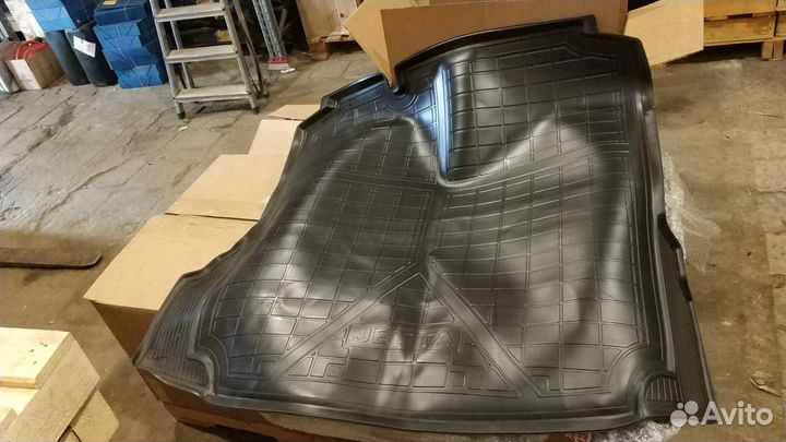 Поддон в багажник с защитным фартуком Jetta