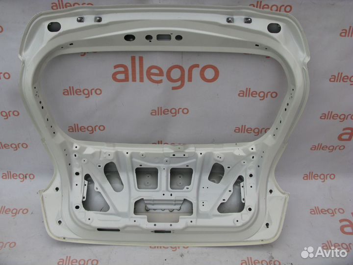 Дверь багажника Nissan Juke 2011+