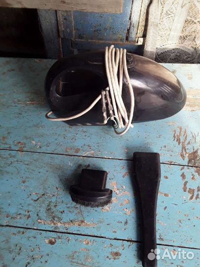 Автомобильный пылесос