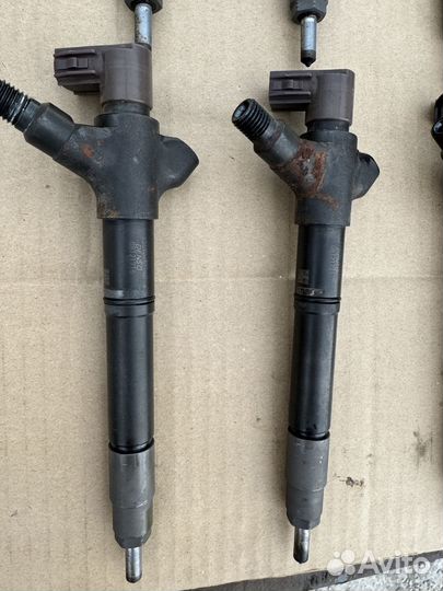 Форсунка топливная для Toyota Land Cruiser 200, lх