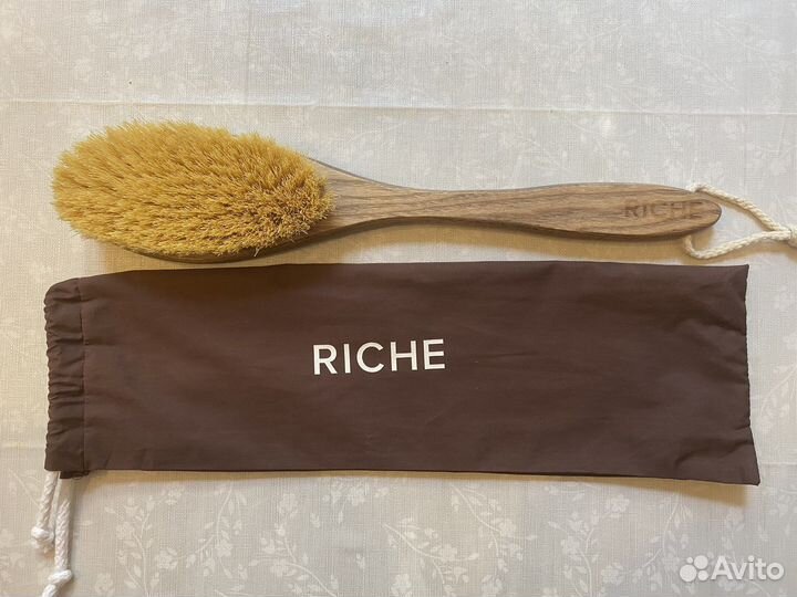 Щетка для тела Riche
