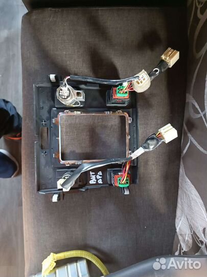 Консоль сузуки гранд витара 2