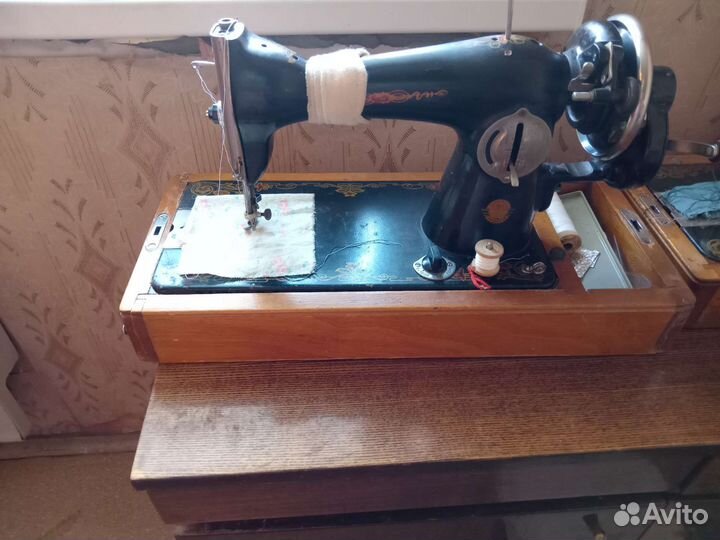 Швейная машина Подольск ручная бу