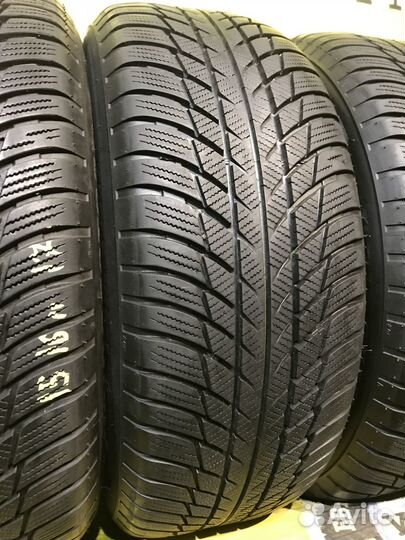 Bridgestone Blizzak LM-001 225/55 R17 97H