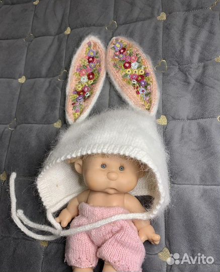 Чепчик с ушками зайки