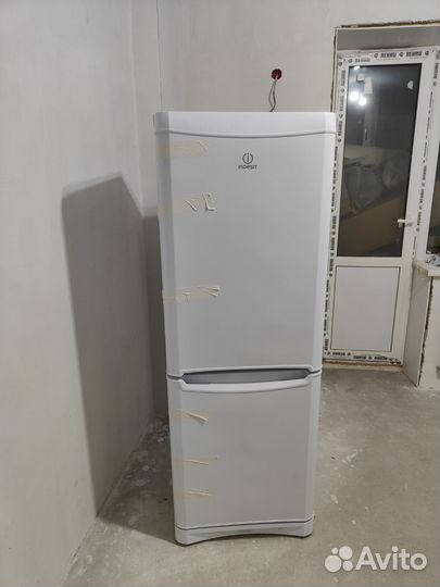 Холодильник indesit nba 1610