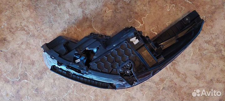 Продам фару