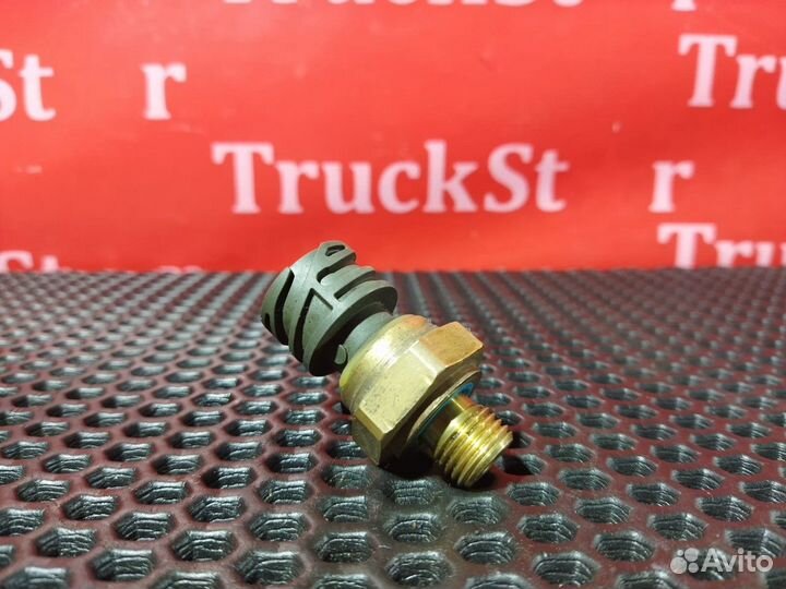 Датчик давления масла Daf XF106