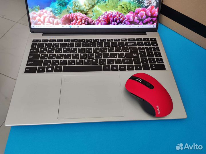 Новый 12 гб озу, подсветка клавиш, 16 дюймов