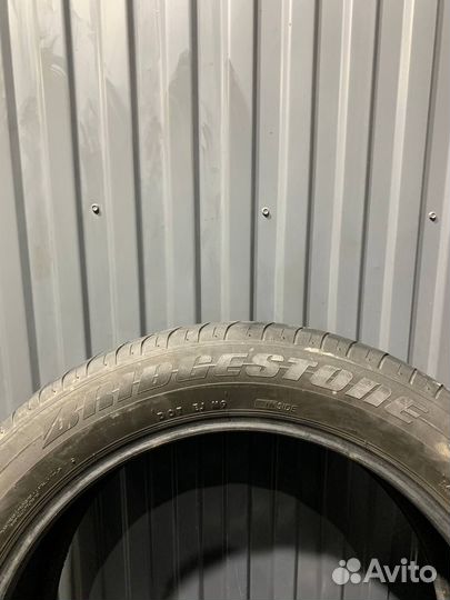 Bridgestone Dueler H/L 33A 235/55 R20 102V