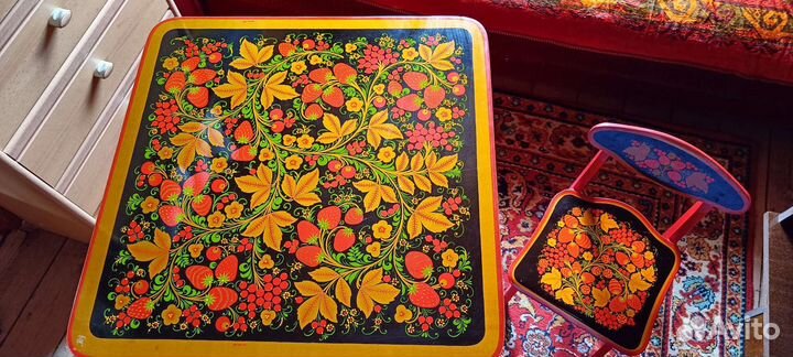 Стол и стул хохлома