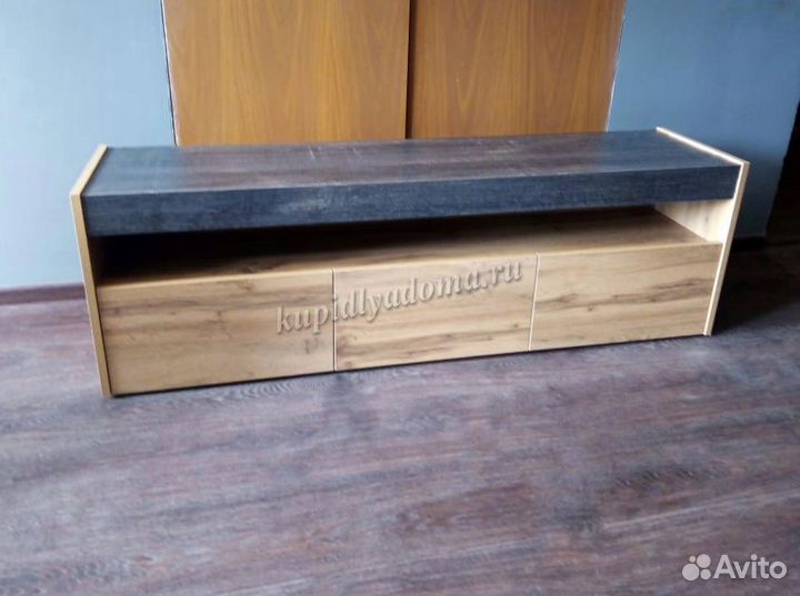 Тумба под тв Моби 140 см дуб вотан