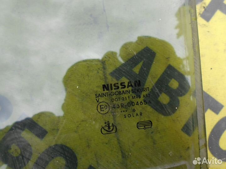 Стекло двери зад левой Nissan Navara (D40) 2005-20