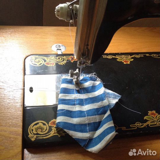 Швейная машина