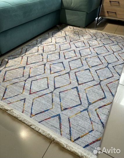 Ковёр новый 160*230 безворсовый шикарный