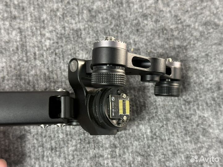 Крепление DJI Osmo Z-Axis