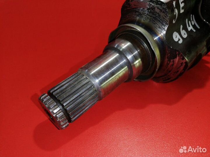 Шрус внутренний передний правый Toyota Raum EXZ10