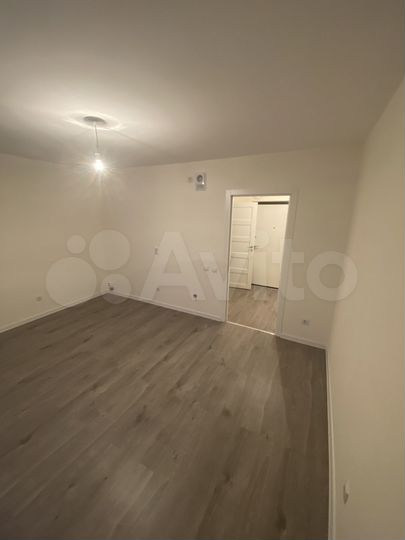 Квартира-студия, 30 м², 15/15 эт.