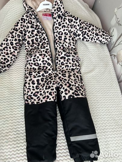 Комбинезон доя девочки 104-110