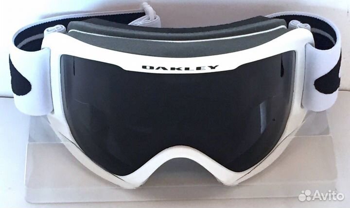 Горнолыжные очки oakley frame 2.0