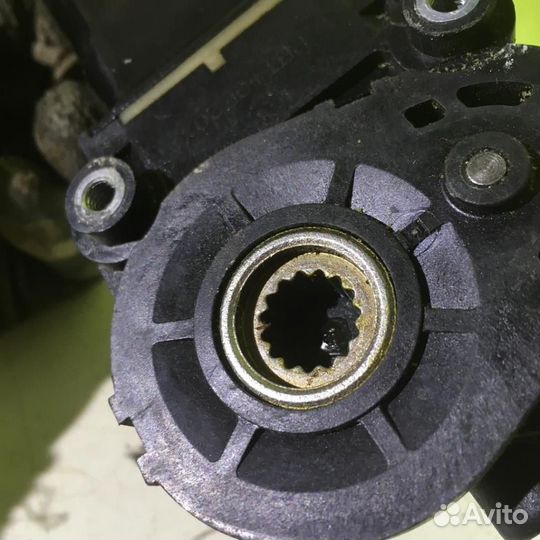 Моторчик сервопривод сиденья Киа Спектра