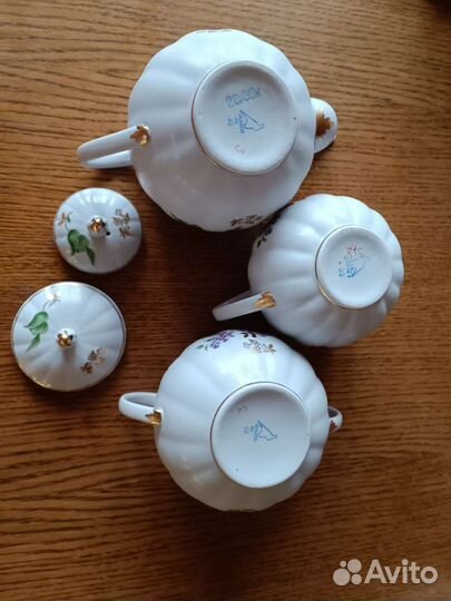 Остатки от чайного сервиза Сирень