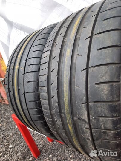 Dunlop SP Sport Maxx 050+ 255/35 R18