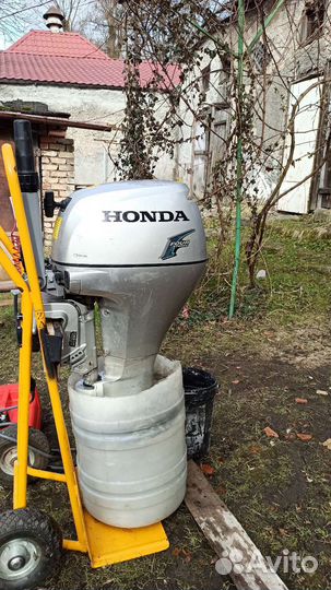 Лодочный мотор Honda bf20d