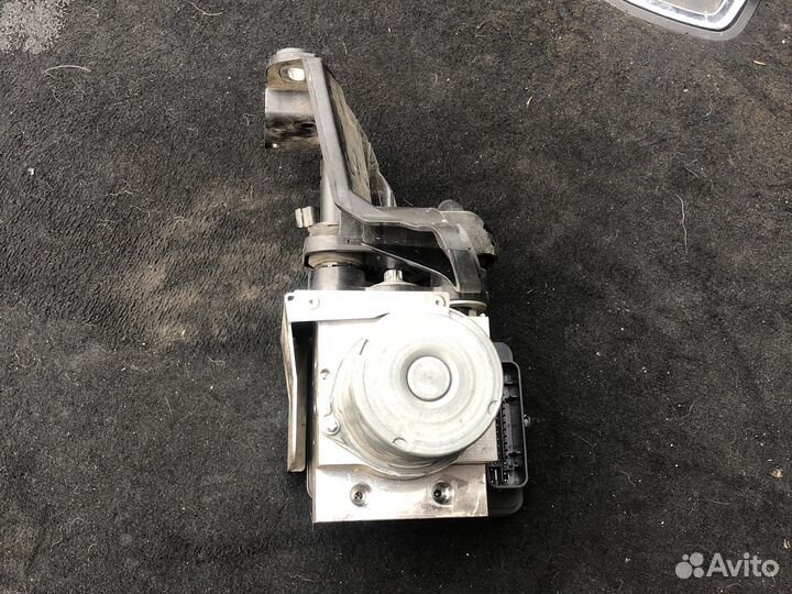 Блок ABS Mercedes CLS63 c218 E63 w212