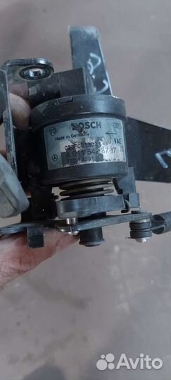 Датчик педали газа на Mercedes W210