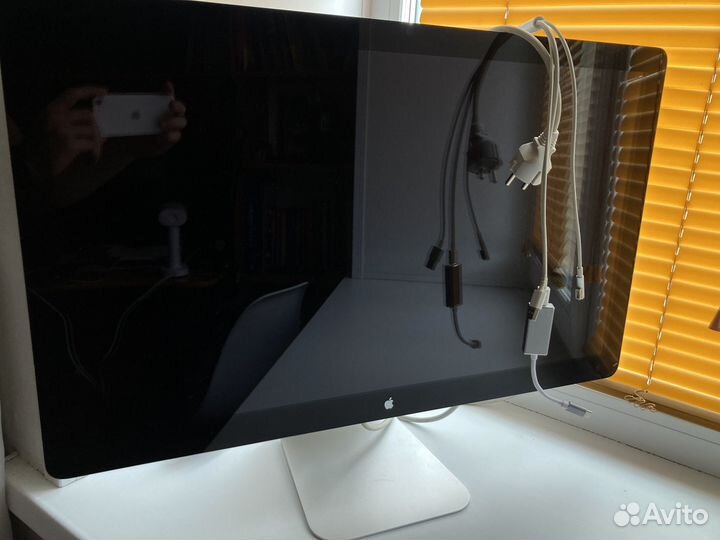 2k Apple Thunderbolt display