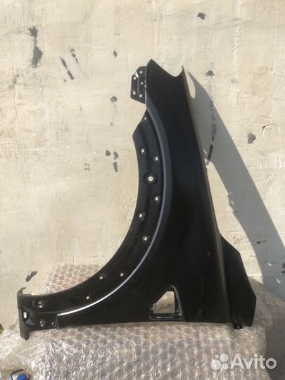 Крыло левое chevrolet captiva C100 2006-2010
