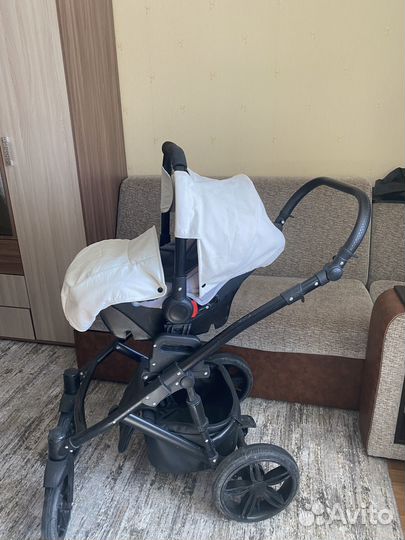 Детская коляска 3в 1