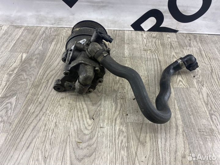 Двухполостный гидравлический насос BMW X6M E71