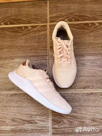 Кроссовки женские adidas 39 размер