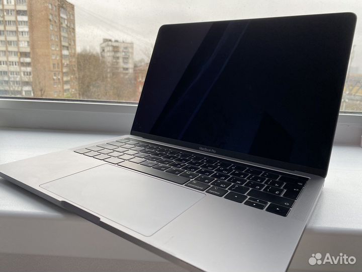 MacBook Pro 13 2019 Touch bar