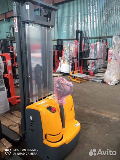 Самоходный штабелер, Штабелер 1,5 т 5,56 м